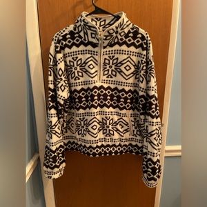 Medium thread and supply quarter zip